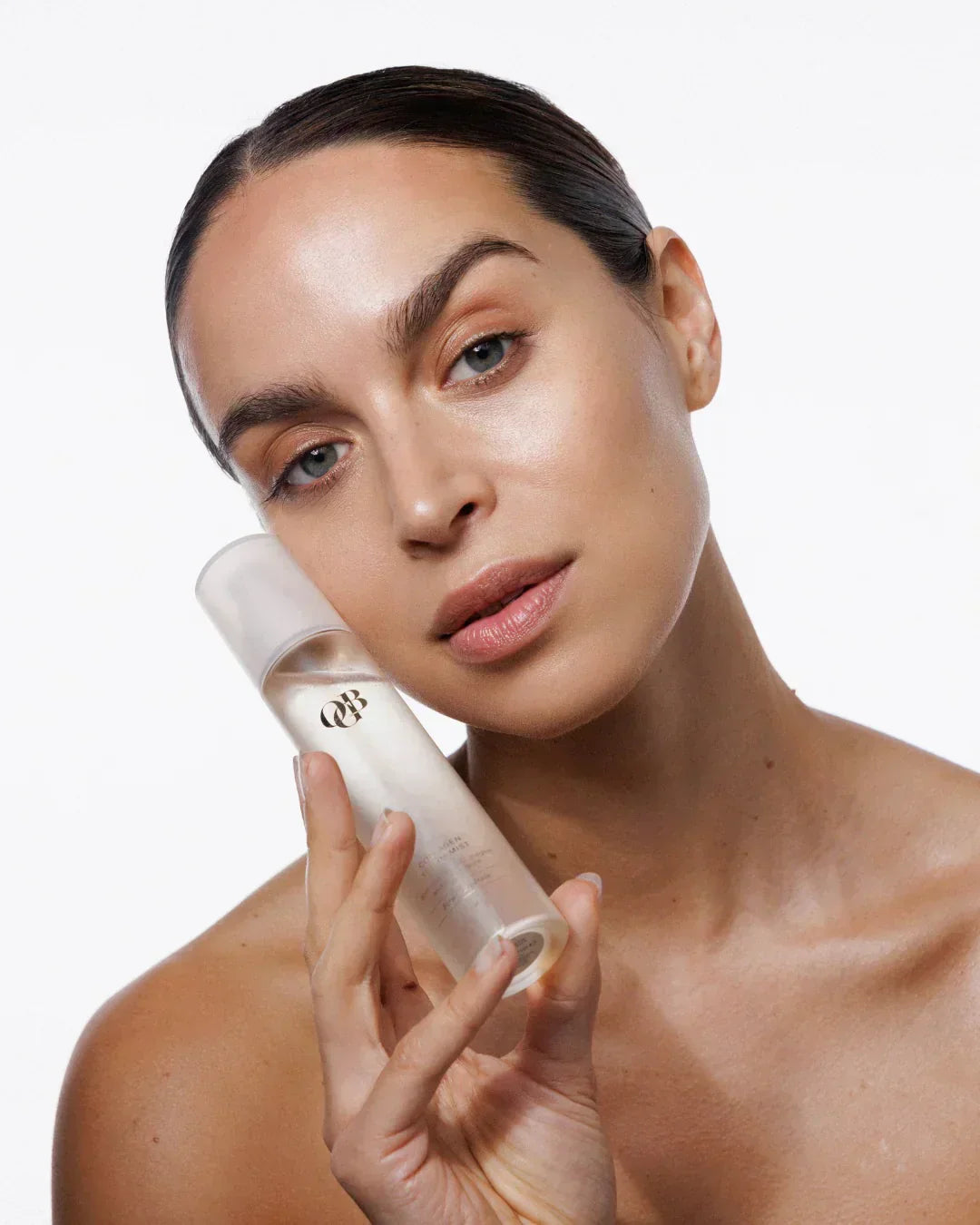 Beauty Secret: waarom een collagen serum mist je huid direct laat stralen!