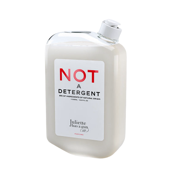 1670404273_3760022733344-juliette-has-a-gun-not-a-detergent-wasverzachter-was-kleding-geur-parfum-home-luxe-niche-exclusief-mysc-a.png