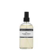 1676302791_8720701162341-marie-stella-maris-room-spray-voyage-vetiver-home_huis-kamer-geur-parfum-huisparfum-luxe-niche-mysc-a.png