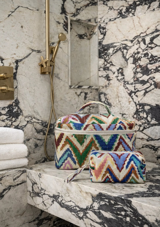 KHUS The jacquard Vanity Al Ula