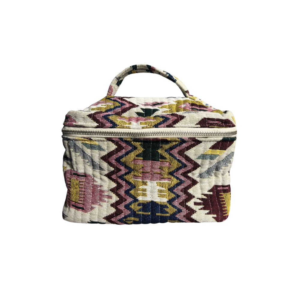KHUS The Jacquard Vanity Western Chic