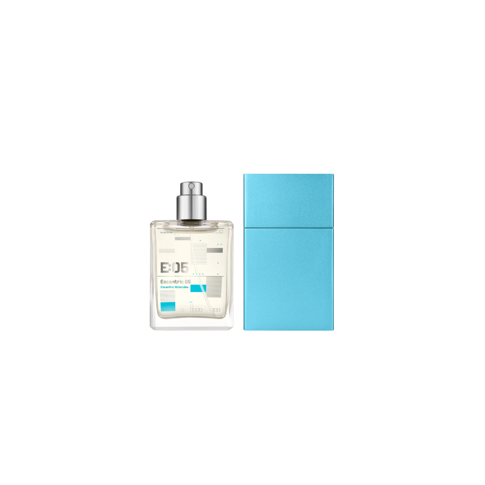 Escentric Molecules Escentric 05 Cased