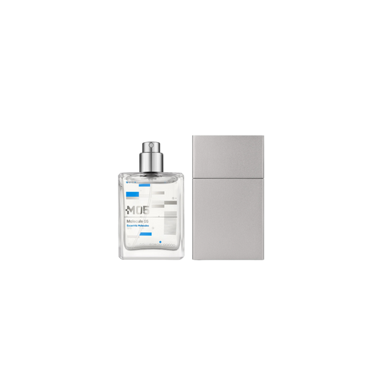 Escentric Molecules Molecule 05 Cased