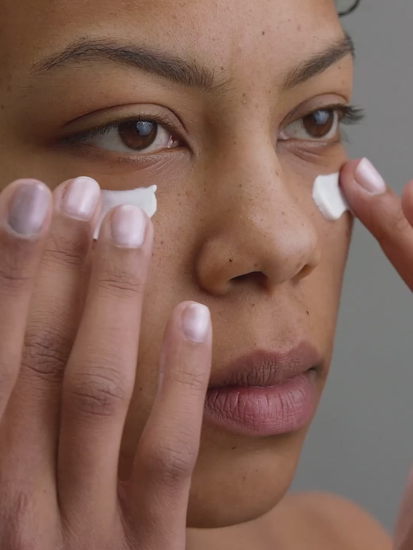 Laad video: Susanne Kaufmann Nourishing Eye Cream 15ml