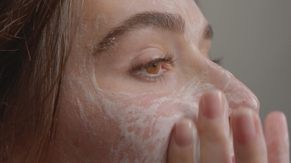 Laad video: Susanne Kaufmann Purifying Cleansing Gel 250ml