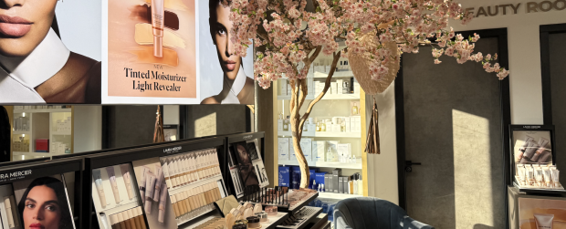 Laura Mercier Make up Experience